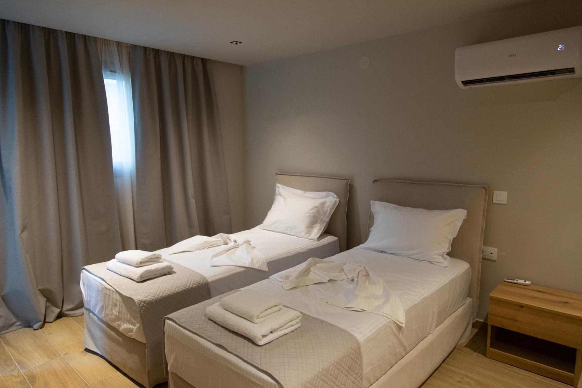 Νεακιτοσ Luxury Apartments Nikiti  Exterior foto